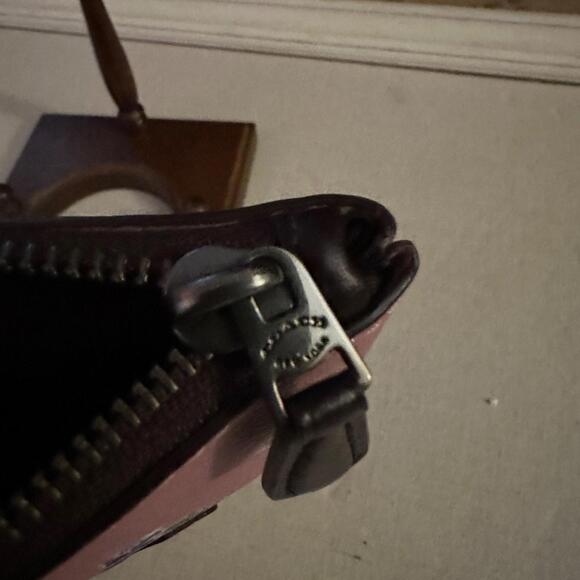 Coach Limited Edition Disney Snow White Happy Clutch Pouch NWOT - Picture 7 of 12